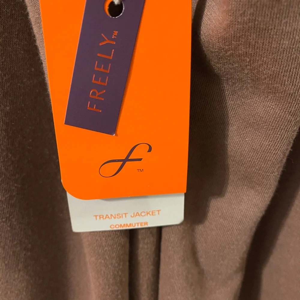 FREELY Commuter Transit Jacket - Picture 6 of 16